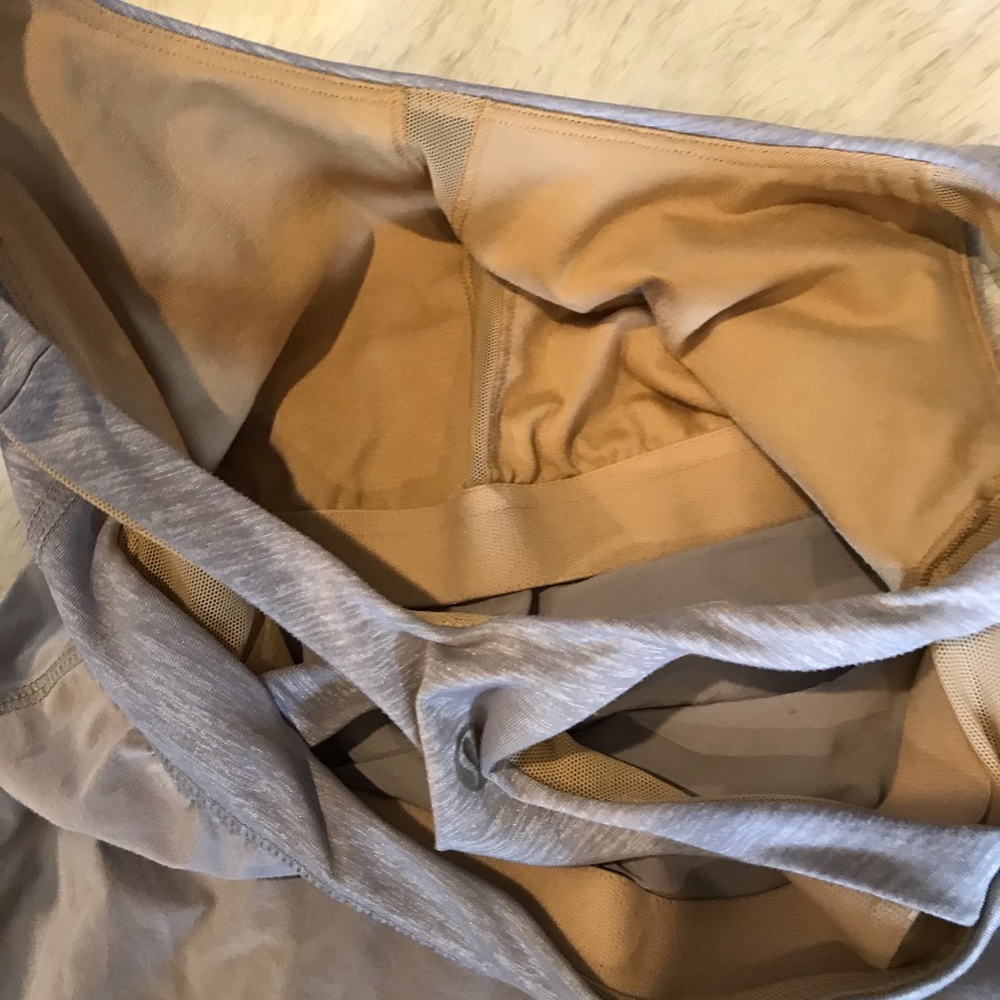 Lululemon Venus Tank - Picture 7 of 8